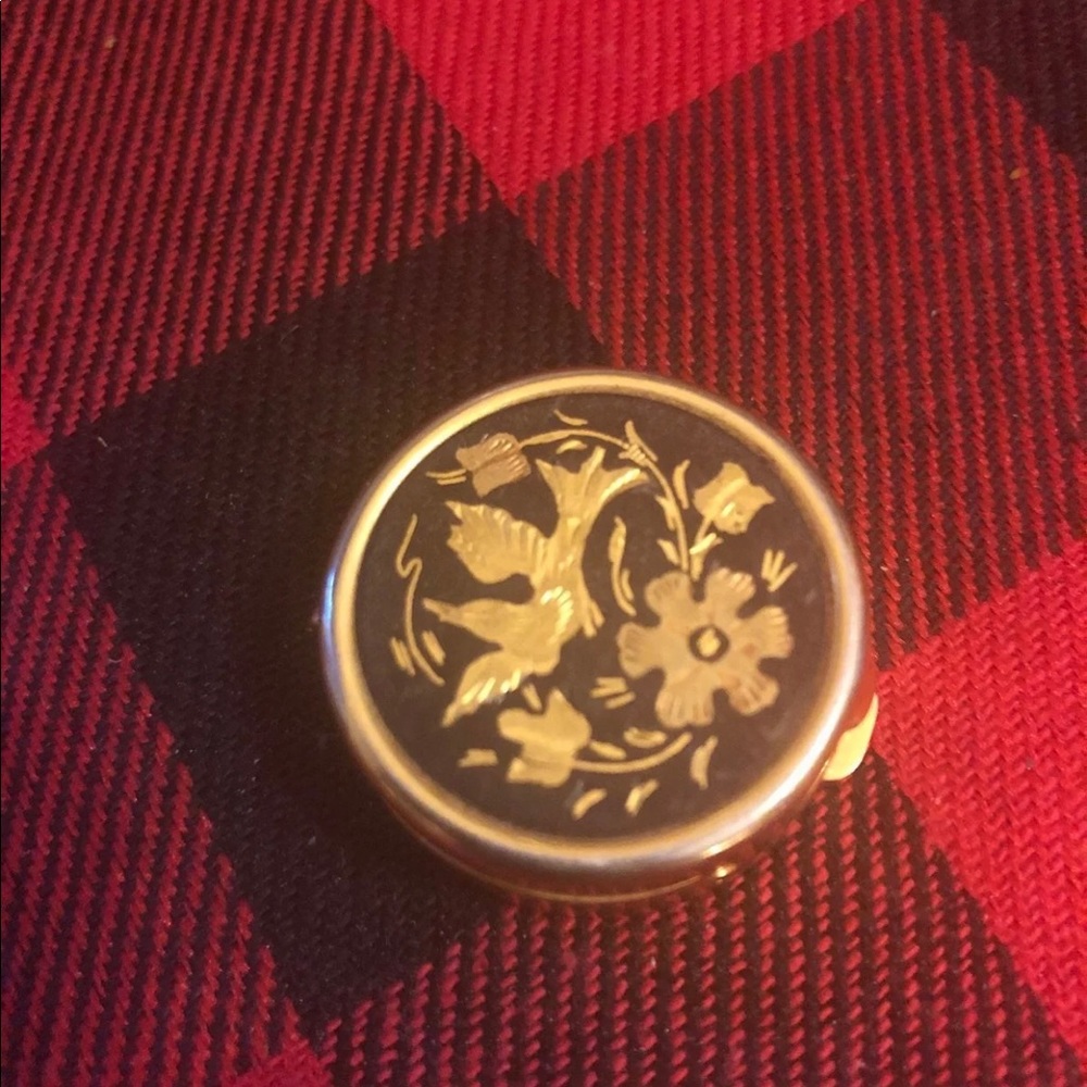 1960's Damascene Black & Gold Hinged Pill Box Gem